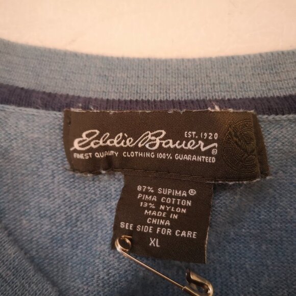 Eddie Bauer Men's V-neck Lightweight Sweater - Picture 3 of 10